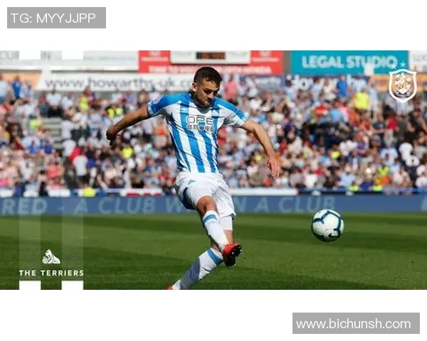 2019年哈德斯菲尔德对阵曼联精彩回顾与赛后分析 2019年哈德斯菲尔德对阵曼联精彩回顾与赛后分析