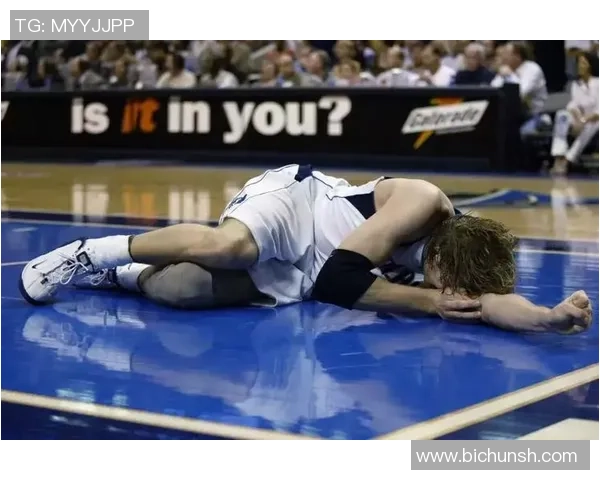 小牛与马刺精彩对决全场录像回顾及精彩瞬间分析