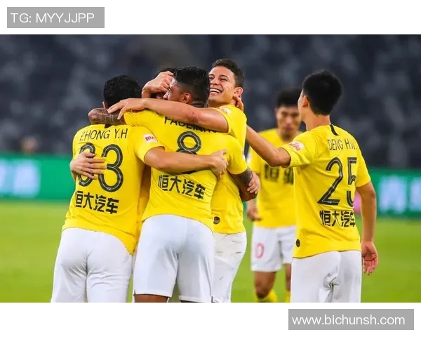 恒大与人和的精彩对决回顾分析及比赛亮点总结 恒大与人和的精彩对决回顾分析及比赛亮点总结